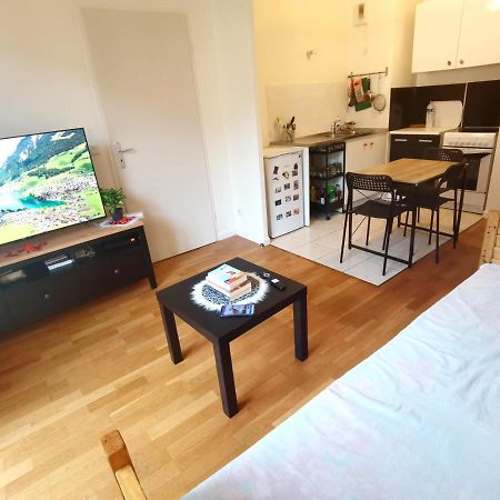 Versailles Trip Appartement Бюк Екстер'єр фото